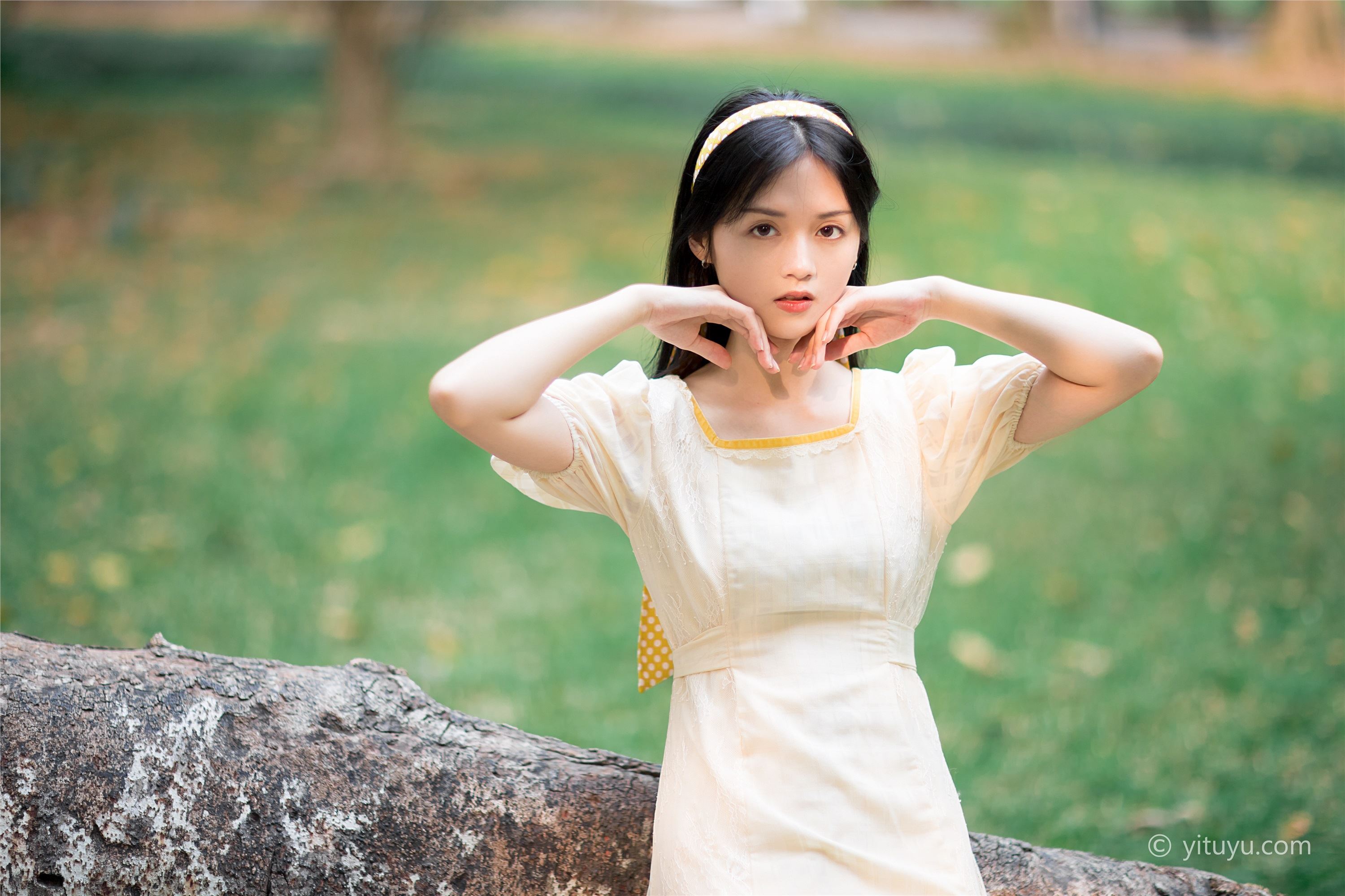 YITUYU 艺图语 2021.04.19 花间志 雨文